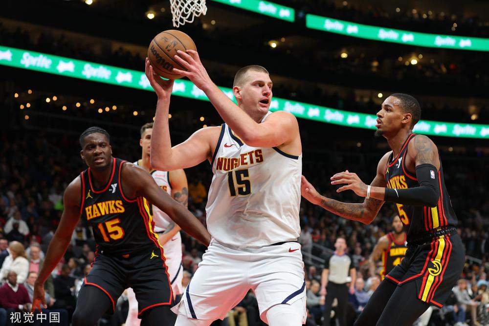 劳内的带领 劳内的带领