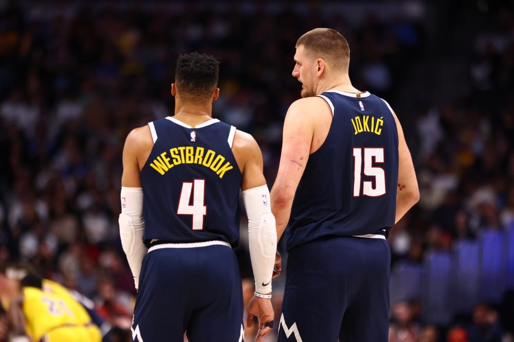 他不仅仅是 他不仅仅是